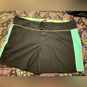 Old Navy Vintage Y2K Teal Aqua Navy Blue Stripe Board Shorts XL